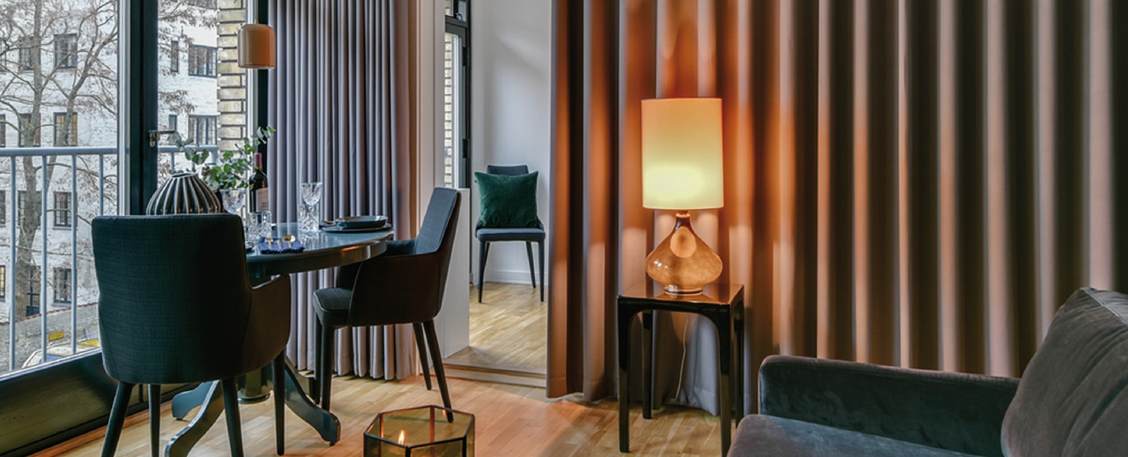Read more about the article Motorized Curtains in Dubai: Cost, Setup & Is It Worth It?